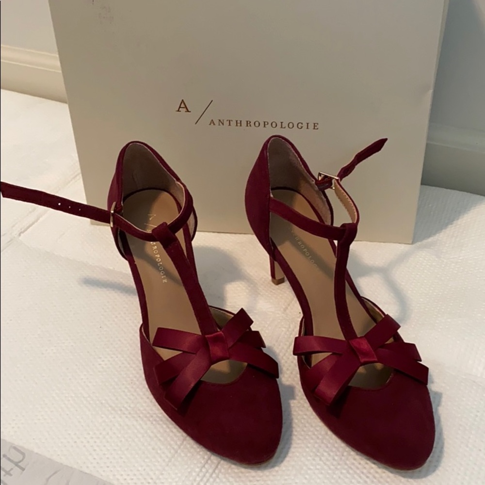 Anthropologie T-Strap Bowheel Wine Suede